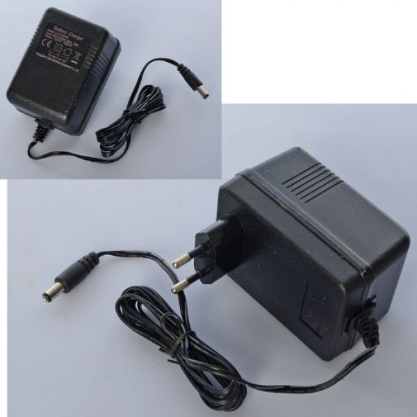 135061 Зарядний пристрій M 3454-CHARGER універсальний, для електромобіля M 3454, 12V, 1500mA.