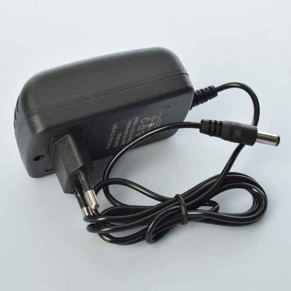 138174 Зарядний пристрій M 3681-CHARGER для мотоцикла M 3681, 12V, 1000mA.