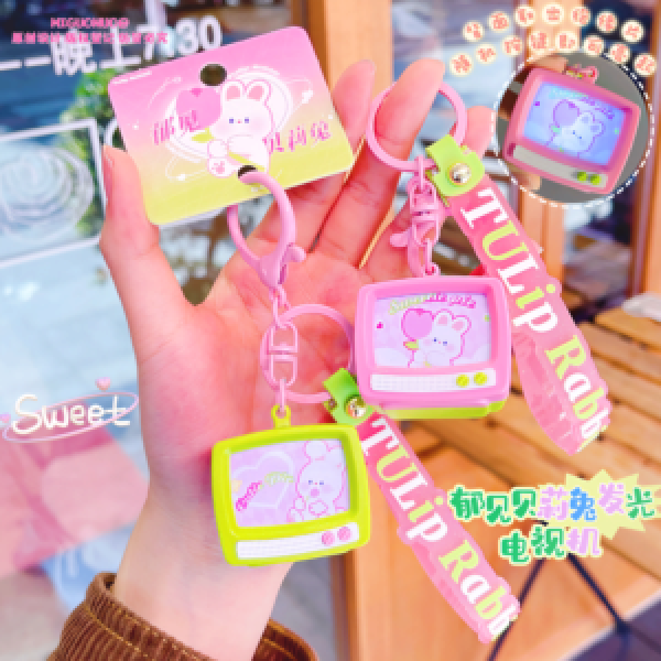 245143 Брелок FG250526075A 2 в 1, міні іграшка, телевізор, муз., світло, коротка ручка,2види,бат.(таб) кул.