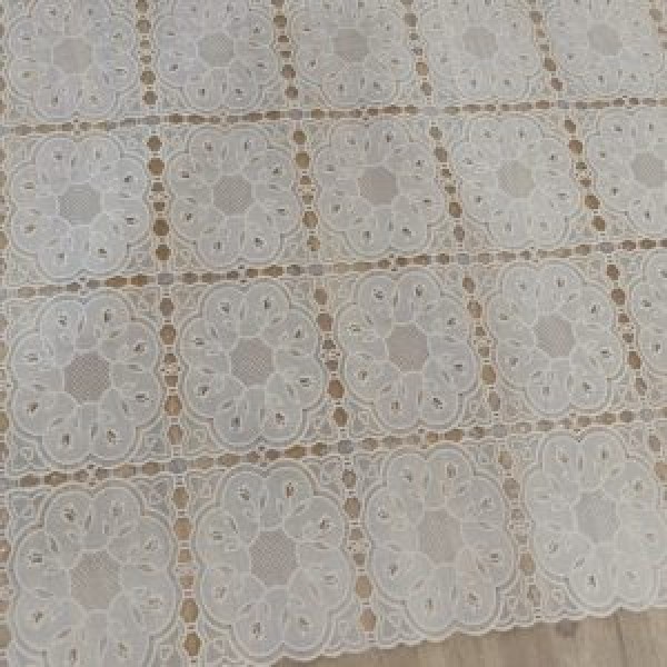 168842 Клейонка ПВХ LACE біла 1.37*20м MA-4819