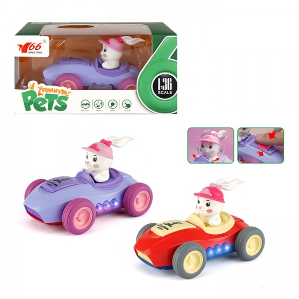 242451 Машинка MY66-K1215 з фігуркою, гум.кол, метал+пластик, 2 кольори, муз., світло, бат., кор.,16-8-9 см