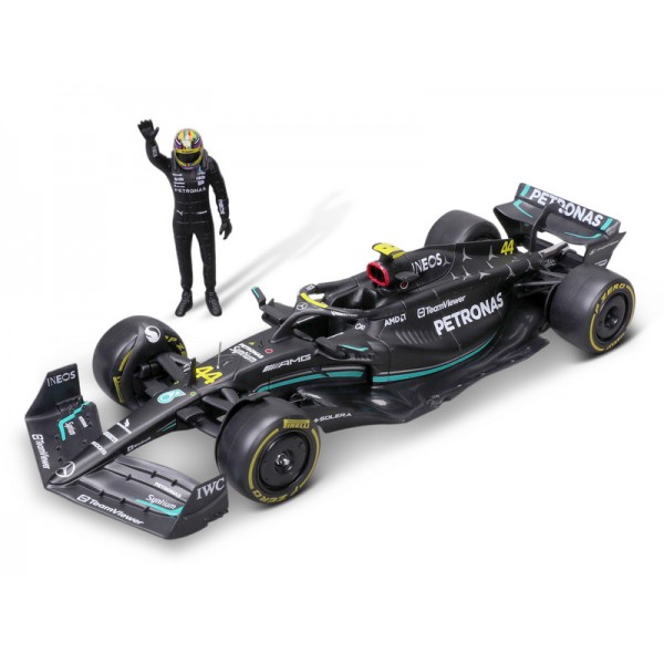 222404 Автомодель з фігуркою - MERCEDES-AMG F1 W14 E PERFORMANCE (1:24)